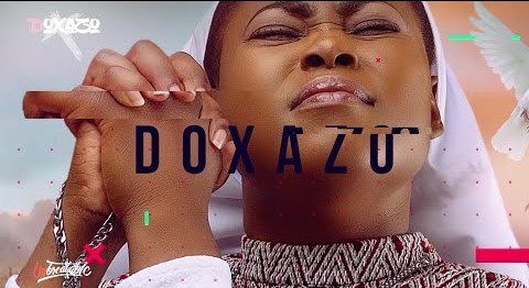 Official Video: Joyce Blessing – Aye Ma ( Running Over) Live/Medley Official Video: Joyce Blessing – Aye Ma ( Running Over) Live/Medley