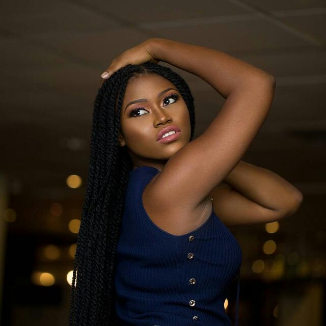 Queen eShun – Dr. (Prod By Jmj) Queen eShun – Dr. (Prod By Jmj)