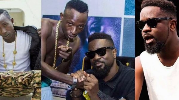 Watch: Patapaa drops a hot freestyle to battle Sarkodie Watch: Patapaa drops a hot freestyle to battle Sarkodie