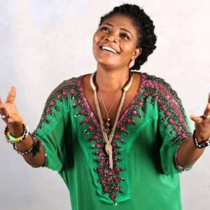 Florence Obinim – Mesom Nyame (Worship) 1 Florence Obinim Mesom Nyame