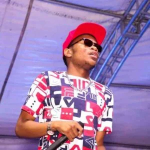 Master KG - Wayawaya Ft Team Mosha 1 Master KG Wayawaya Ft Team Mosha mp3 download