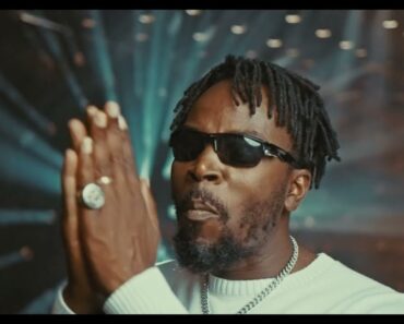 Kwaw Kese – Awoyo Sofo Video Ft Kofi Mole Kwaw Kese – Awoyo Sofo Video Ft Kofi Mole