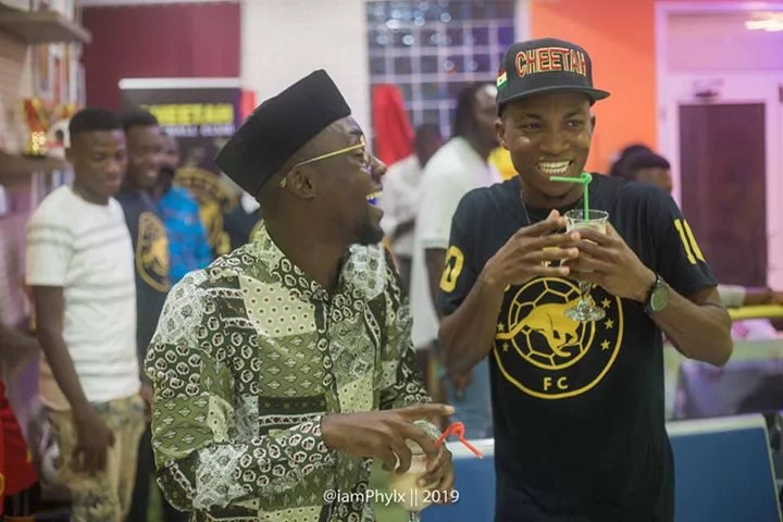 image4 TeePhlow ‘Whips’ Kofi Kinaata