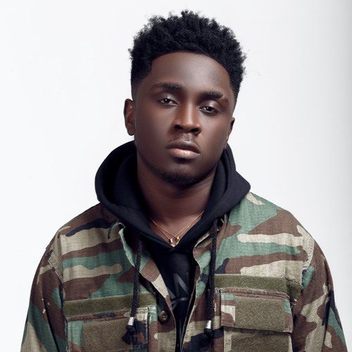 Kweku Smoke – Akata Ft. Bosom P-Yung