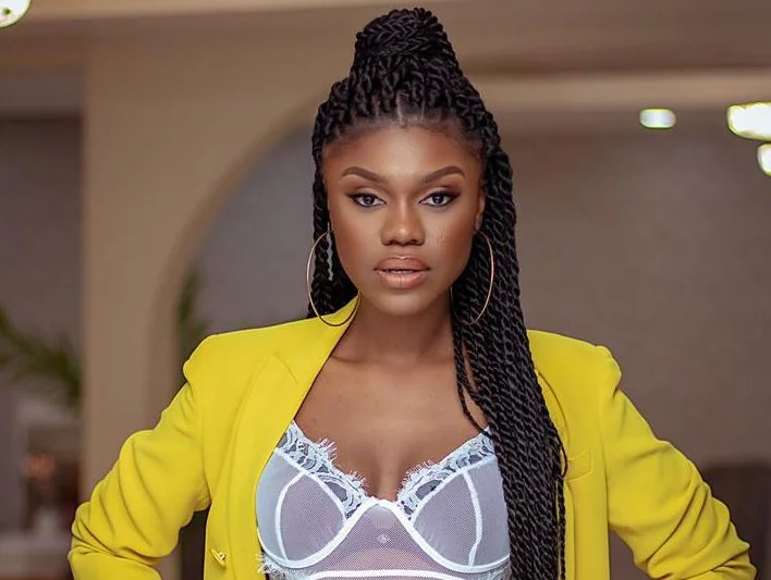 VIDEO: Another Ghanaian Prophet Reveals how Becca will Die. VIDEO: Another Ghanaian Prophet Reveals how Becca will Die.