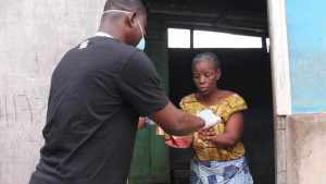 WhatsApp-Image-2020-04-23-at-11.17.27-AM Abeiku Santana Puts Smiles on The Faces of The Vulnerable Via Door to Door Food Delivery