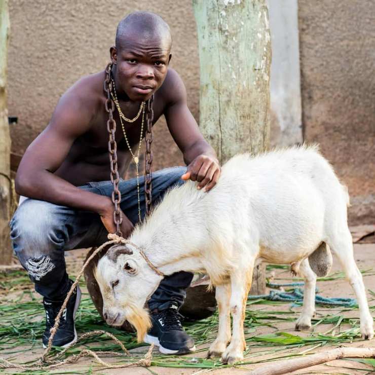 Ay Poyoo – GOAT (Aponkye)