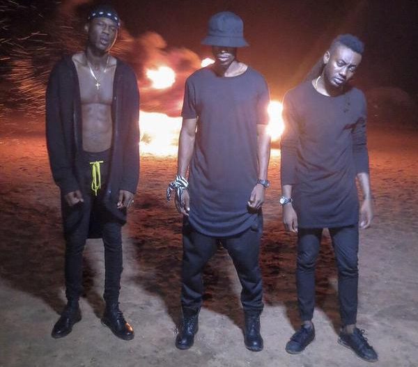 Joey B – Too Hot Ft EL x Pappy Kojo