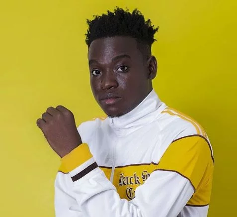 Koo Ntakra – Hustle (Prod. by Qhola Beatz) Koo Ntakra – Hustle (Prod. by Qhola Beatz)