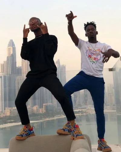 LYRICS: Mr Eazi – Baby I’m Jealous Ft King Promise LYRICS: Mr Eazi – Baby I’m Jealous Ft King Promise