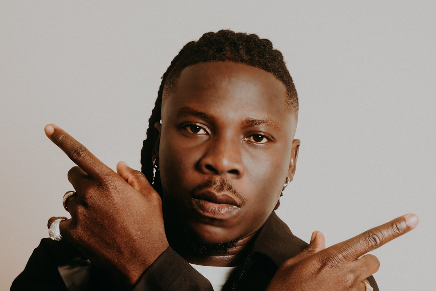 “There Were No Guns, There Were No Knives” — Stonebwoy breaks silence on Angel Town saga