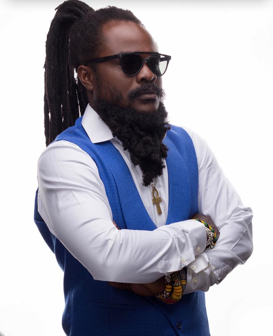 Ras Kuuku dislocates arm during Asaase Sound Clash with Kamelyeon (VIDEO)