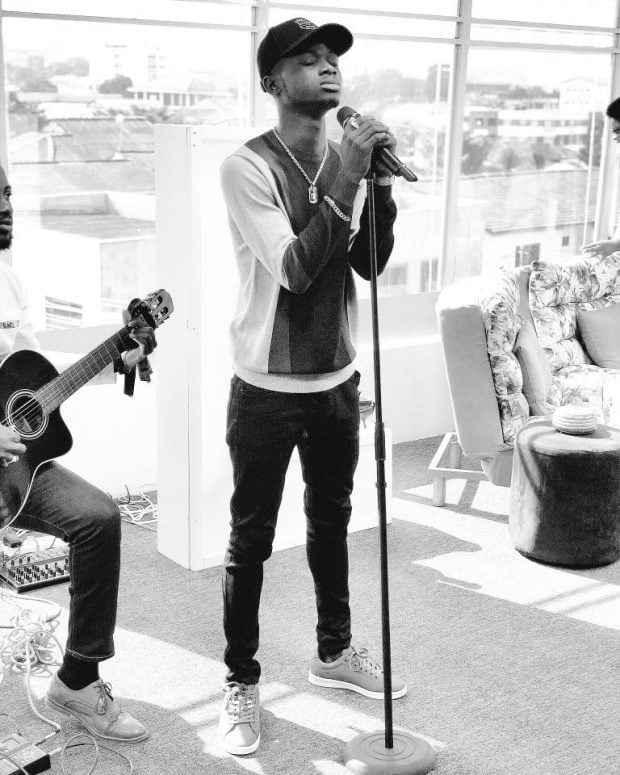 Kuami Eugene – Amazing Worship Medley