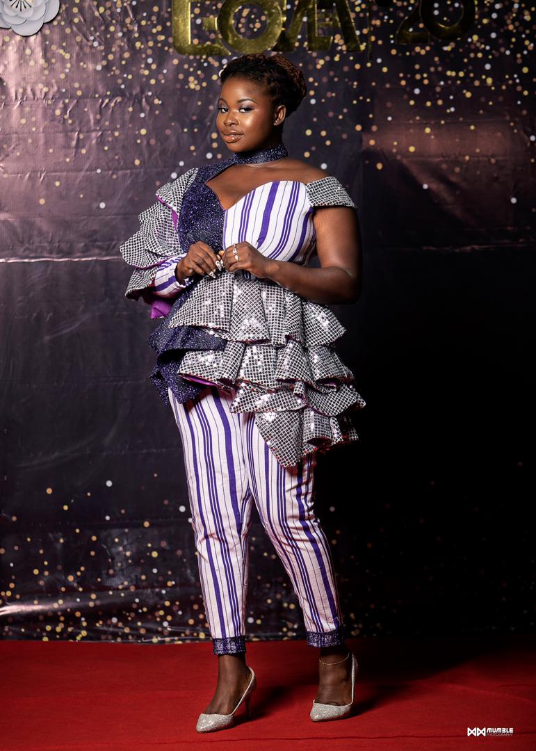 2020_10_19_22_09_IMG_1515 Ghana’s Top Female Painter Honored as “Most Outstanding Woman in Innovation”
