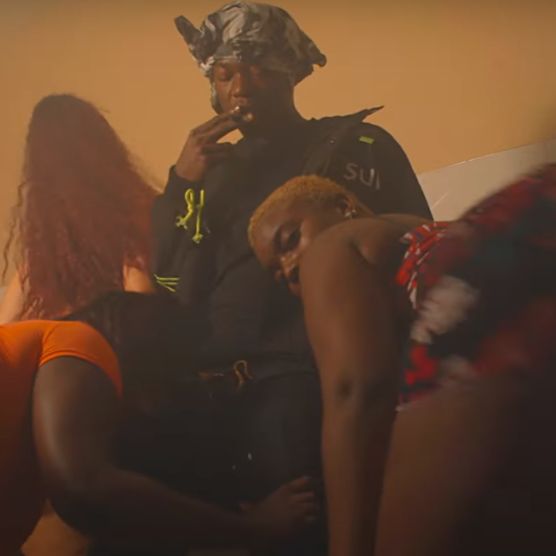 Skillibeng – 2Gyal