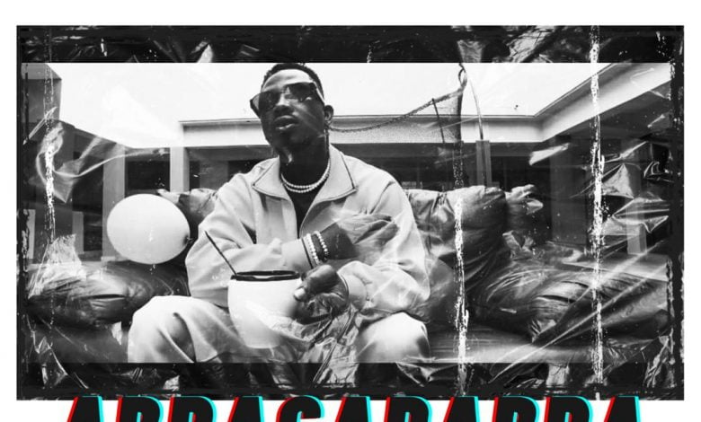 Official Video: Brakoffy – Abracadabra