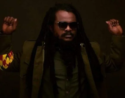 Ras Kuuku – Walk Like A Champion