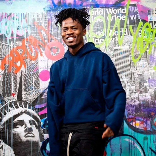 Kwesi Arthur – Walk