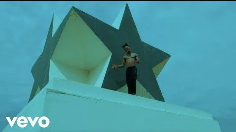 Official Video: Stonebwoy – Putuu Remix Ft Rémy Adan