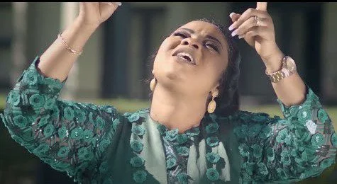 Official Video: Empress Gifty – Odi Yompo (You Are Lord) Ft Zaza Mokhethi