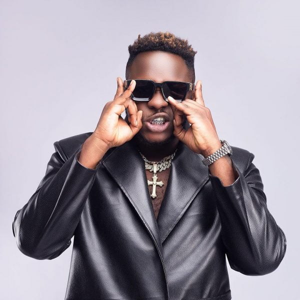 Medikal – Horror (Prod. By UnkleBeatz)