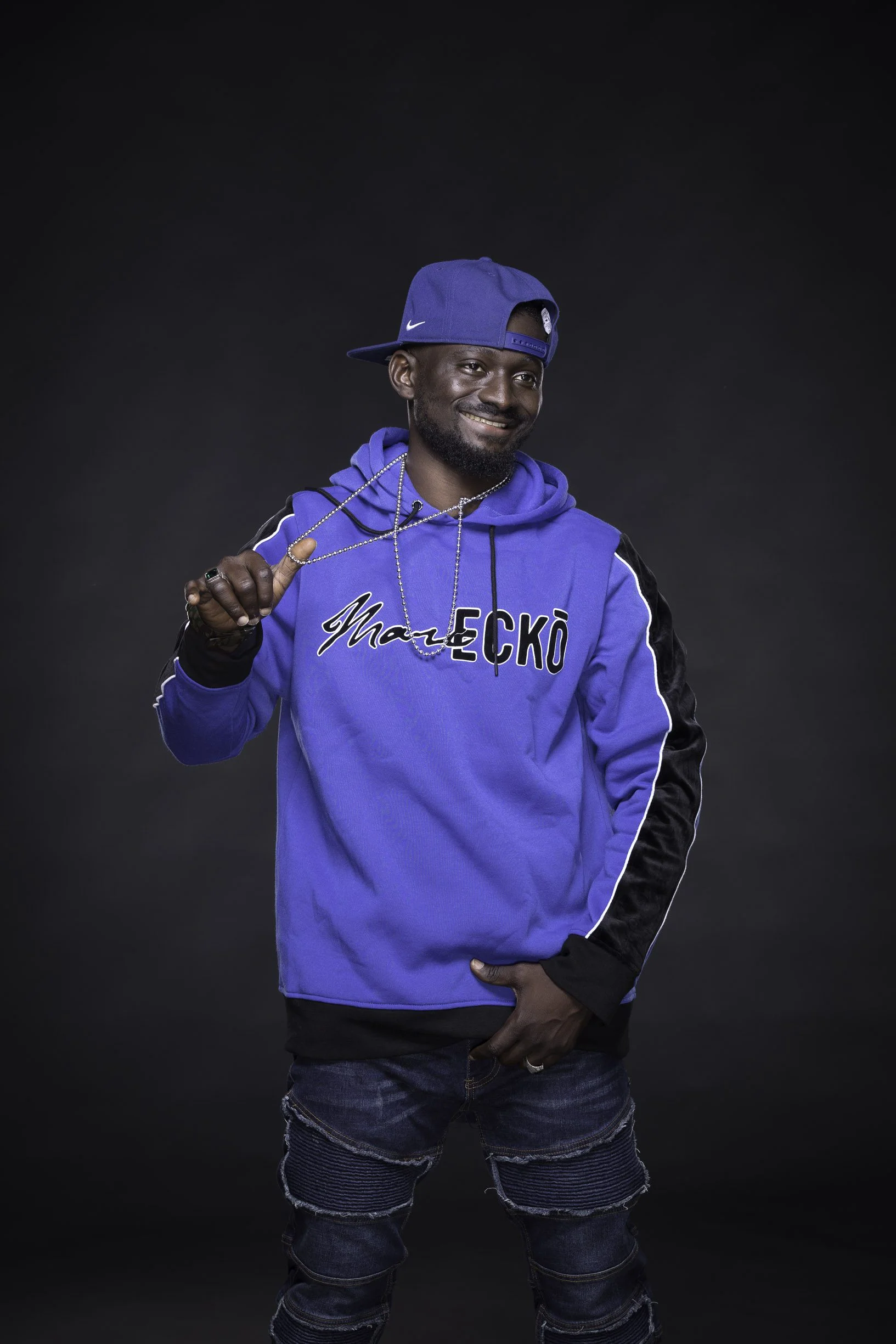 I urge all my true fans to support my craft by streaming my music – Waliy Abounamarr I urge all my true fans to support my craft by streaming my music – Waliy Abounamarr