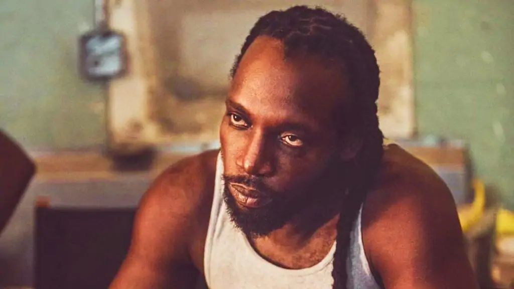 Mavado – Ready Fi Dem Ft Iwaata, Black Shadow