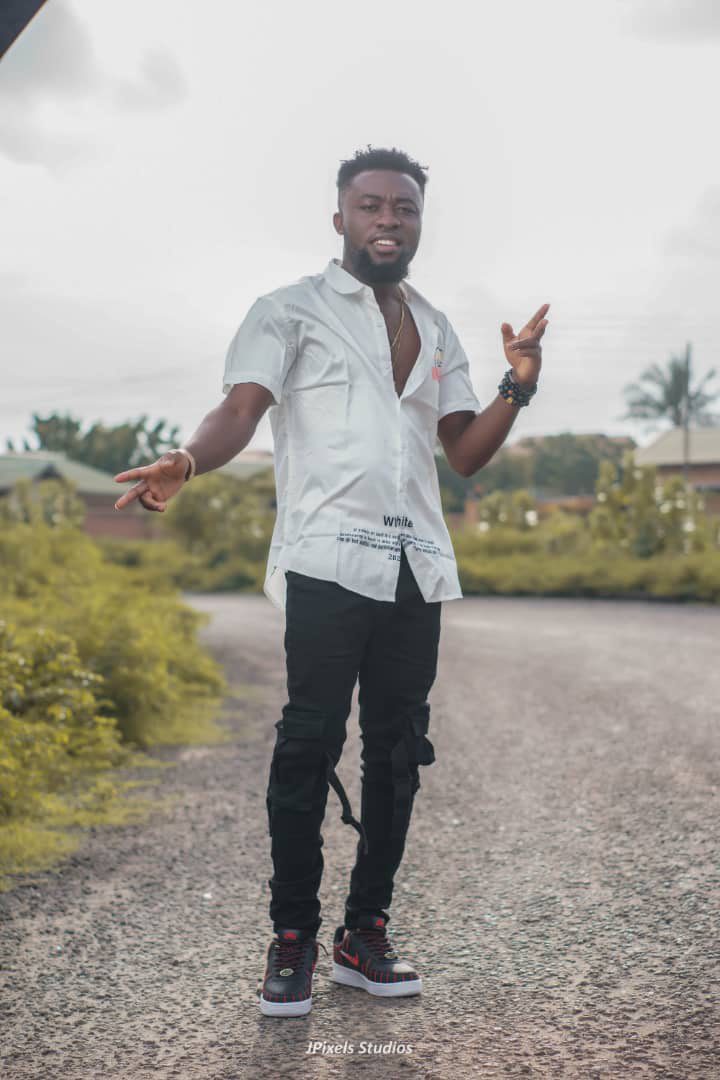Debwoy Afriqa – Who Born U (Mix By Unkle K)