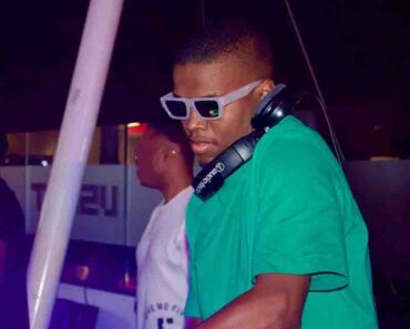 Carlos Monsta – Luanda