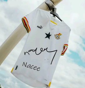 Nacee-Ye-De-Ba-World-Cup-Africa-Theme-Song-AaceHypez-net_-mp3-image-291x300 Nacee – Ye De Ba (World Cup Africa Theme Song)