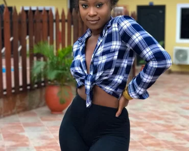 Efia Odo – Getting To The Bag