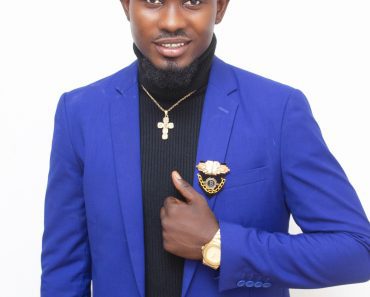 Minister Emma – Live Worship Minister Emma – Live Worship