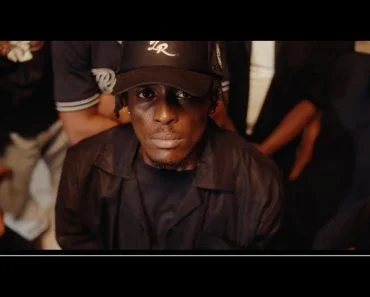Kofi Mole – Win Video Ft Kwesi Arthur