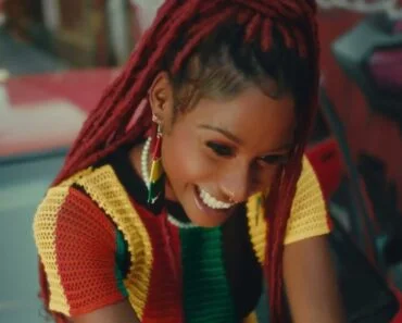 Kofi Kinaata – Effiakuma Love Video Kofi Kinaata – Effiakuma Love Video