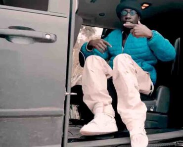 Bosom P-Yung – Oliver Kahn Freestyle