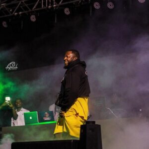 Guru-Eye-nwanwa-prod-by-Tombeatz-AaceHypez-net_-mp3-image-300x300 Guru Nkz – Eye Nwanwa