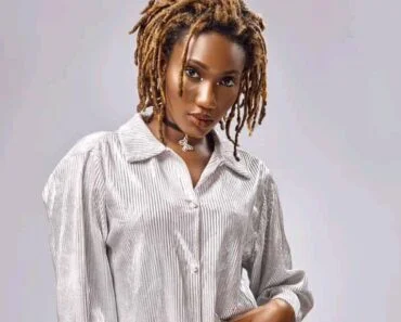 Wendy Shay – Love Me Now