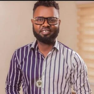 Ernest-Opoku-Mede-ma-Awurade_AaceHypez-net_-mp3-image-300x300 Ernest Opoku Jnr – Mede Ma Awurade