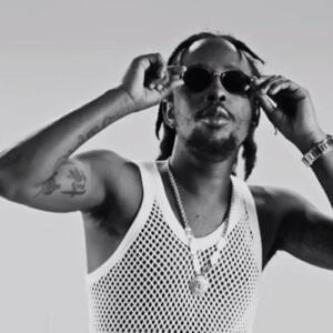 Popcaan-Who-Is-You-AaceHypez-net_-mp3-image-300x300 Popcaan – Everything To Me