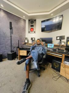 IMG_0766-1-225x300 Meet Bonyo Hyness: The Rising Star of Ghanaian Music