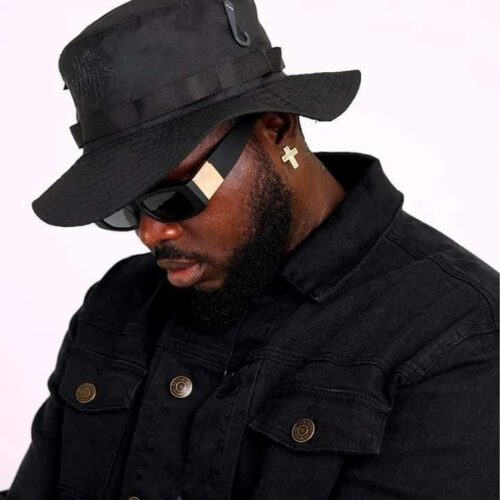 unnamed-3-scaled Amakyetherapper Fulfills Fan Requests with Debut ‘Not For Everybody’